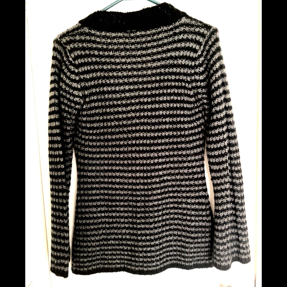 Sweater - Picture 3 of 3